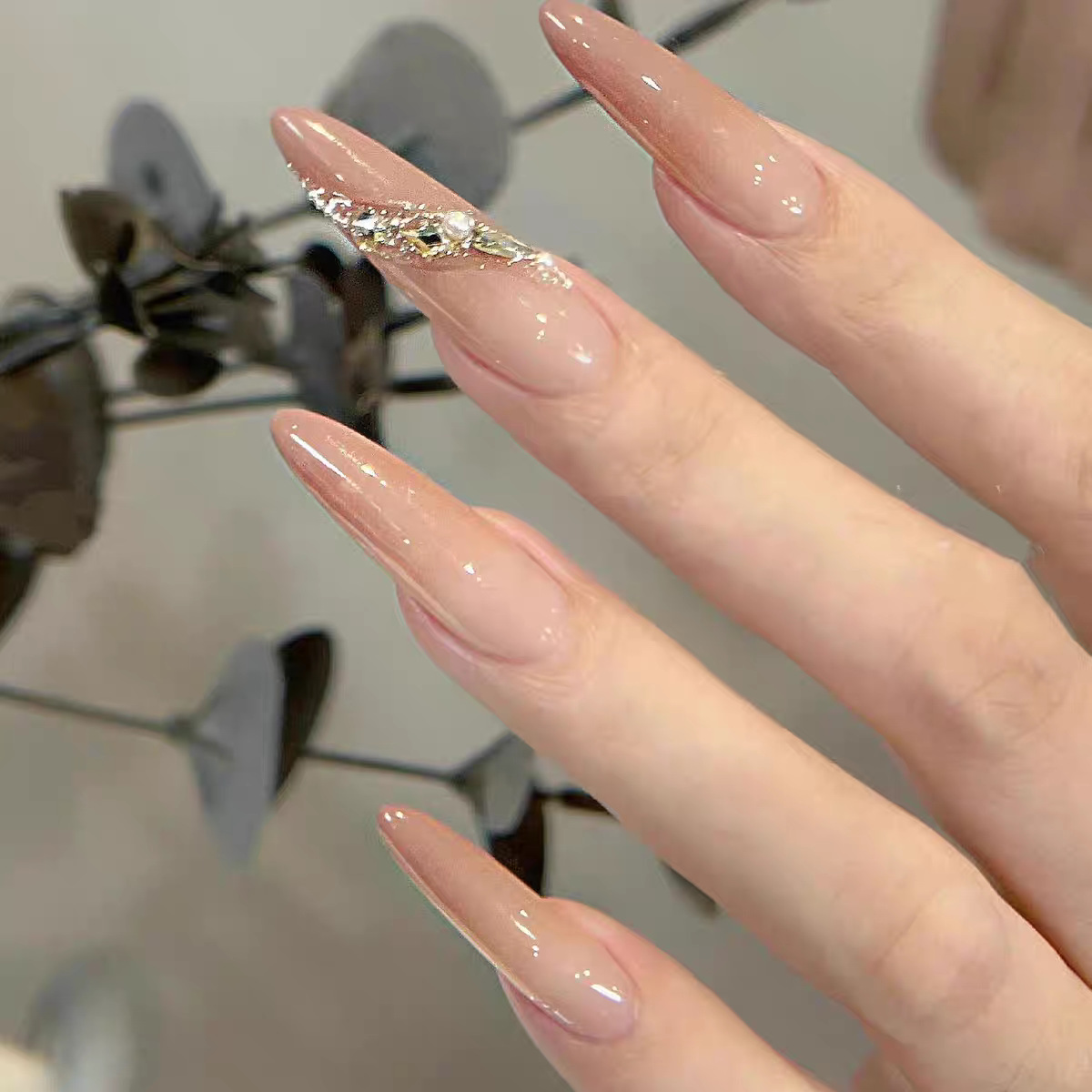 Temperamento de manicure desnudo, brillante, suave, versátil, puro deseo de sentir la atmósfera, blanquear, usar productos terminados de uñas