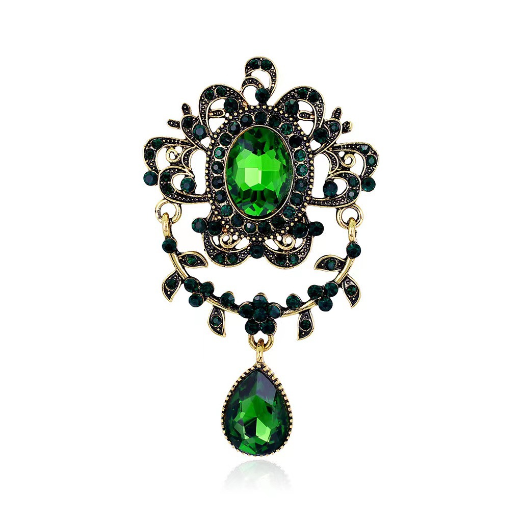 Broche en cristal de luxe européenne et américaine pour femme, broche florale à porter à la main pour décoration de mariage, assortie_voghion.com