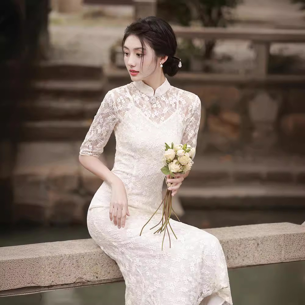 Demi-season lace long cheongsam