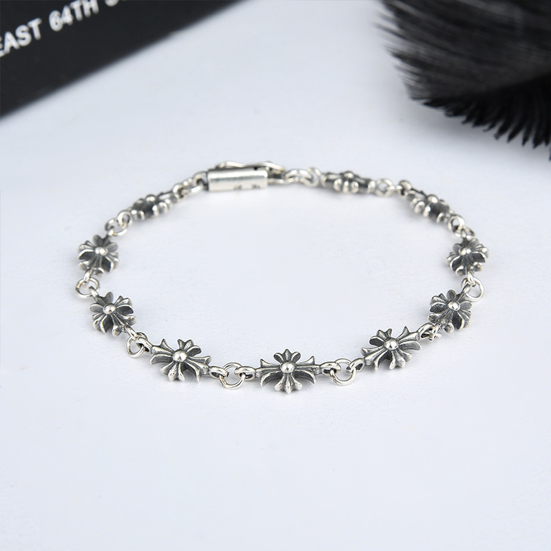Ch Croix Heart Bracelet, Classic and Versatile Style, Cross Flower Design, Unisex, Factory Direct Export Product Ch Croix Heart Bracelet, Classic and Versatile Style, Cross Flower Design, Unisex, Factory Direct Export Product