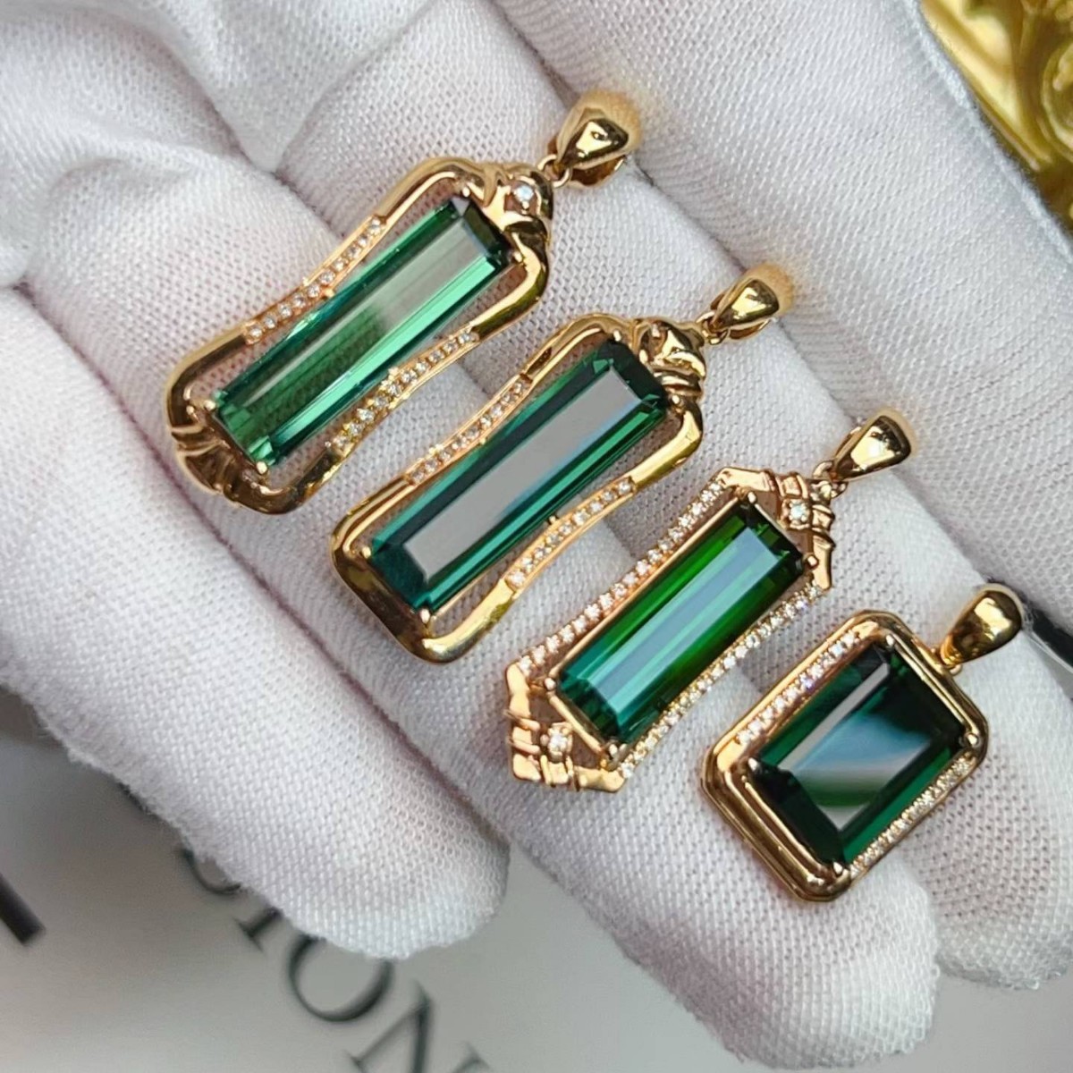 18k Natural Tourmaline Pendant Jewelry Design Jewelry Factory Jewelry Wholesale Gift Jewelry Y1991