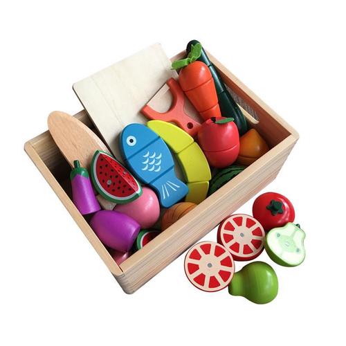 Children's gift wooden magnetic fruit and vegetable cut and watch 3456 year old little boy and girl pretending to be a kitchen toy