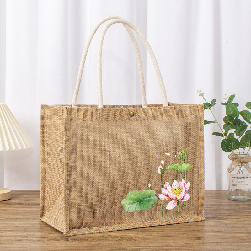 Longitud 35, ancho 16, alto 27; lino