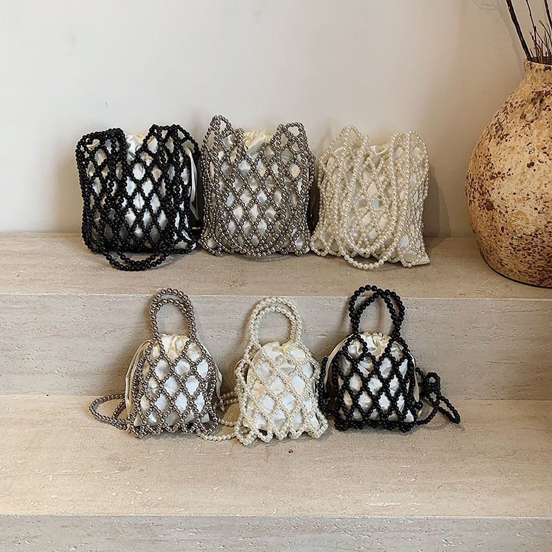 Korean Fashion Beaded Women's Shoulder Bag Finished Hand-woven Handbag 2025 Summer New Chain Women's Bag Korean Fashion Beaded Women's Shoulder Bag Finished Hand-woven Handbag 2025 Summer New Chain Women's Bag