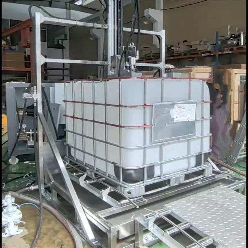 Plastic Ton Barrel Cleaning Machine Semi-Automatic Ibc Solvent Barrel Cleaning Equipment High Pressure Water Washing Barrel Machine