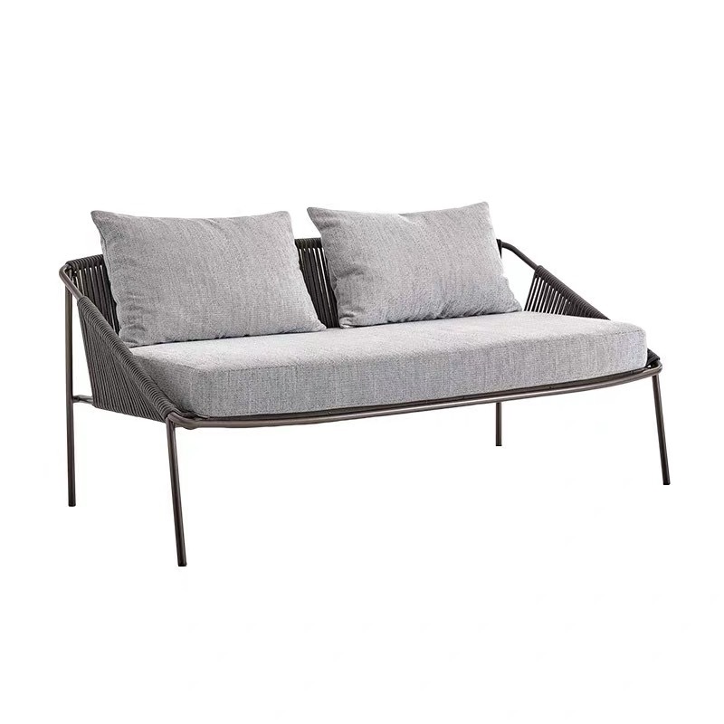 Combinación de sofá de caña al aire libre a prueba de agua y protección solar patio hotel silla de caña terraza sala de sol muebles de cuerda trenzada estilo nórdico