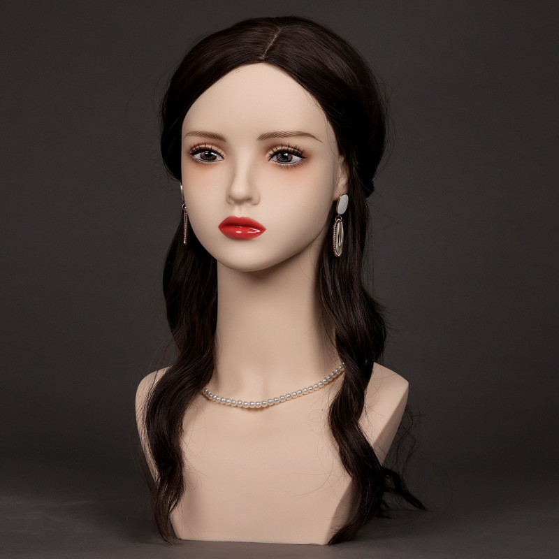新作アニメの頭のモデルcosのかつらのモデルのイヤリングのアクセサリーの帽子はかつらの店の高い顔の値のシミュレーション人を展示します。|undefined