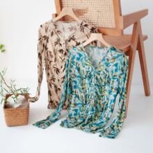 秋冬100%绵羊毛细腻开衫V领打底衫数码印花保暖上衣女宽松大码