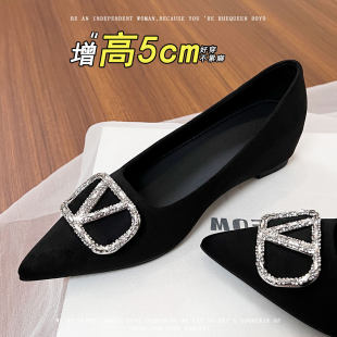ˮ荺�ɫ�q����^��ЬŮ2026���¿ʽ������ͨ�ښ��|��Ь�����_