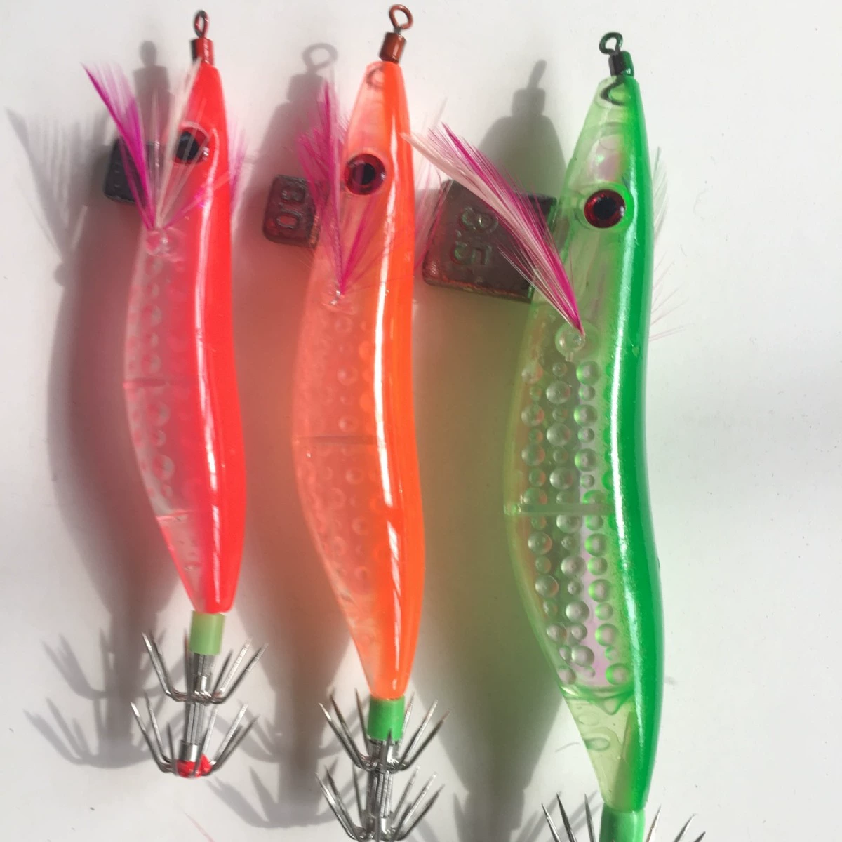 Exit Indonesian banana shrimp night light plastic fish paint shrimp, squid hook bionic biblon road sub -fish bait voltage wholesale