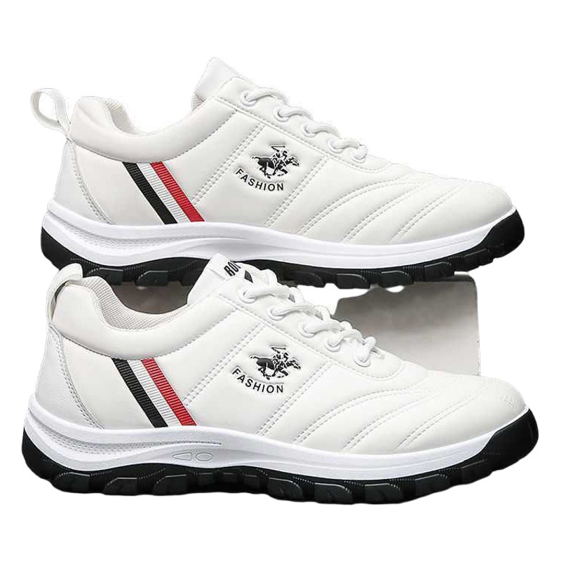 Zapatos de hombre primavera 2024 nuevos zapatos blancos de cuero zapatilla de deporte de los hombres zapatos de viaje de moda versátil japonés y coreano al por mayor