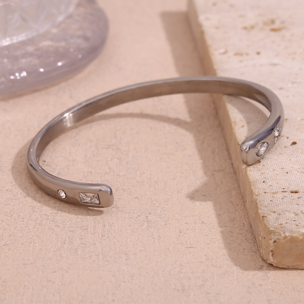 Steel Color Rectangular Star Round Diamond Stainless Steel Bracelet