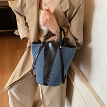 �羳ţ�в����ذ���ĸ��Ůʿ2026�¿����e�ٴ�μ��������ˮͰ��