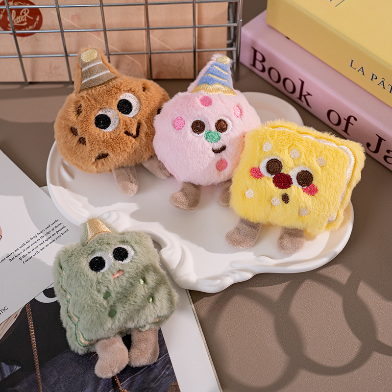 Creative Cartoon Cookie Man Doll Small Pendant, Funny Cookie Donut Plush Doll Brooch, Bag Charm