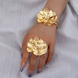 �W���羳�r�л����Ƕ���C��ָ�F��������С���OӋ�����Ʒ���l��
