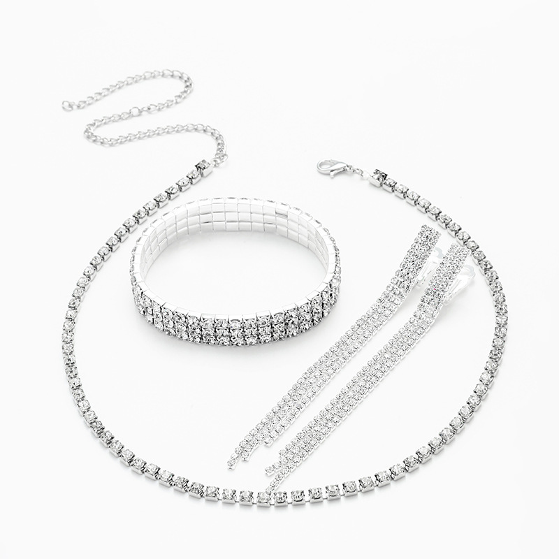 Garra de cobre europeo y americano collar de diamantes pendientes pulsera anillo nupcial de cuatro piezas Amazon dama de honor collar traje