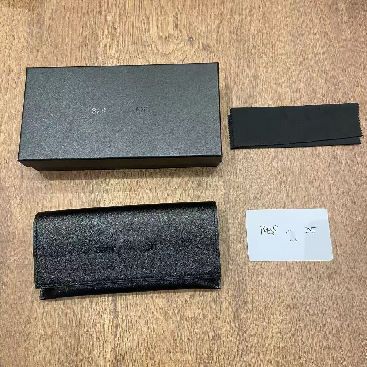 Mayorista de marca de alta calidad Xiaoxiang caja de gafas de sol conjunto completo de moda caja de embalaje de gafas de sol alta calidad