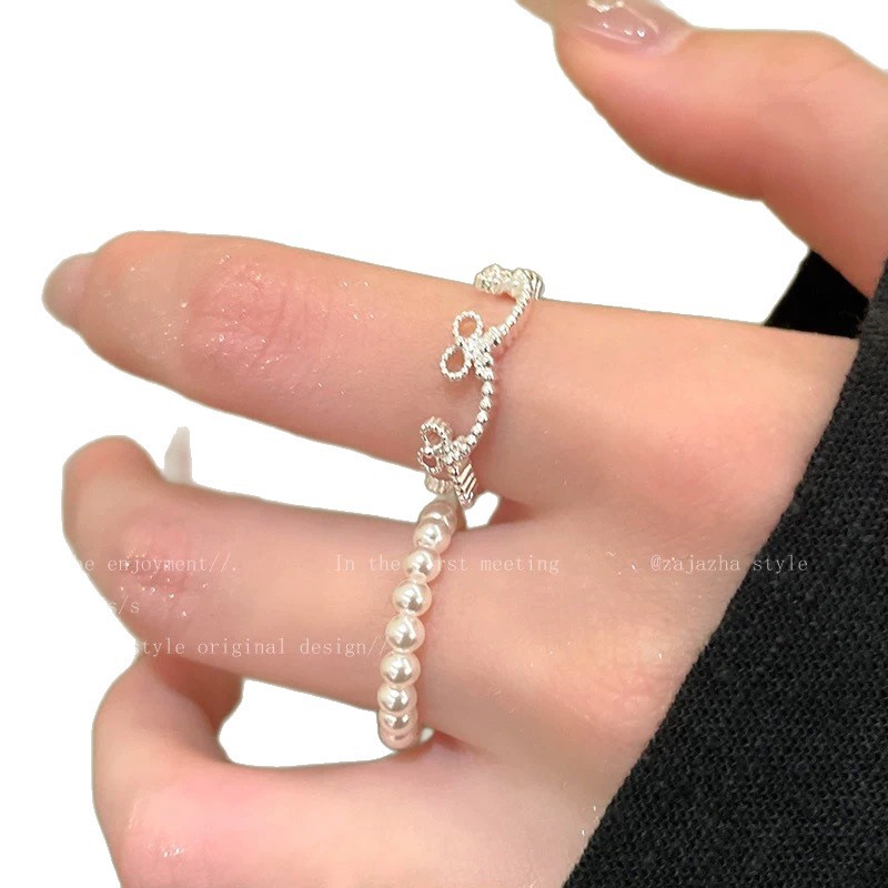 Graceful Pearl Bow Crown Ring For Women Vintage Style Statement_voghion.com