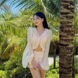 韩国比基尼泳衣女新款分体四件套性感小胸聚拢泡温泉度假沙滩泳装