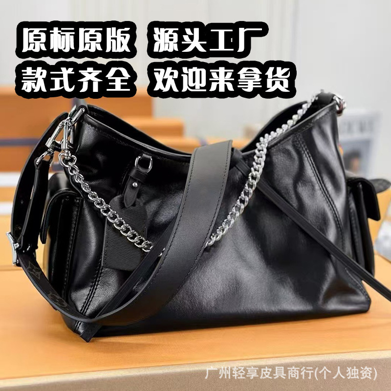 Wide Version Carryall Black Warrior Small Tote Bag Bb Shopping Bag Lambskin High-End Chain Women's Bag