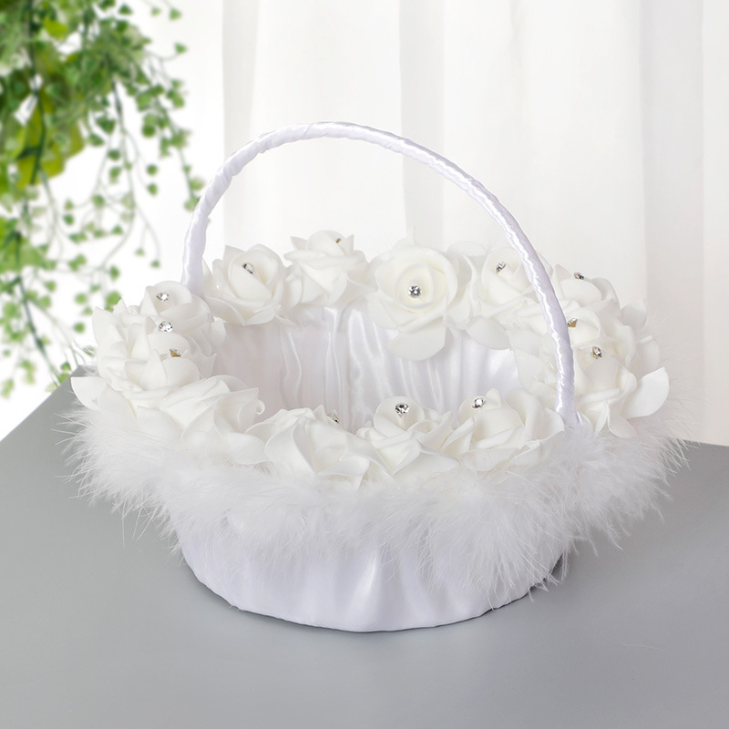 Western-style wedding supplies Ostrich feather bride's basket with foam flowers flower children's wedding tote basket for photography studio