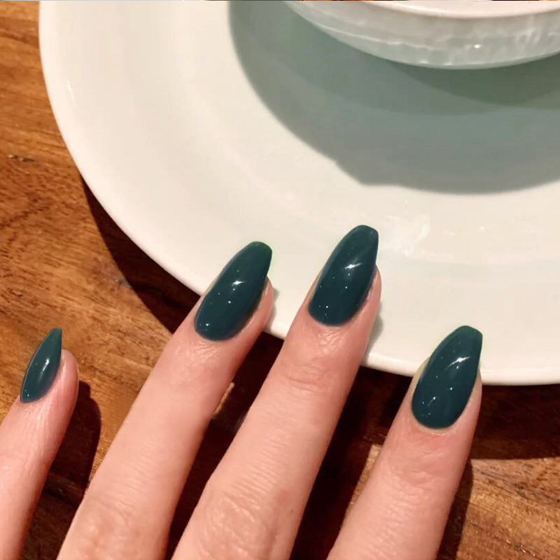 Colores de uñas postizas de aceite verde de ballet de color puro, uñas trapezoidales terminadas, uñas portátiles, 24 piezas, uñas, pegatinas image 1