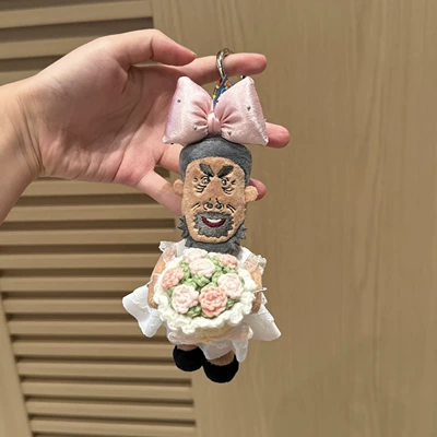 Doll Cute Keychain Decoration | Pluş açarlıqlar - grandpa-niu-with-white-dress-and-bouquet-pendant