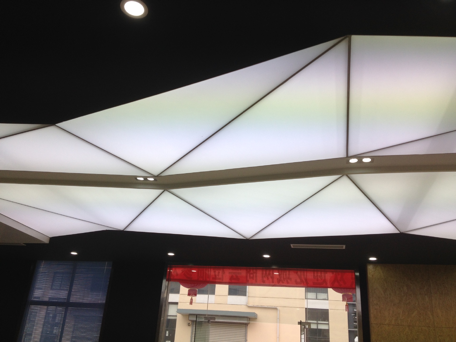 2mm室外pet板厚度颜色尺寸表面亚光/磨砂/颗粒/光面定做