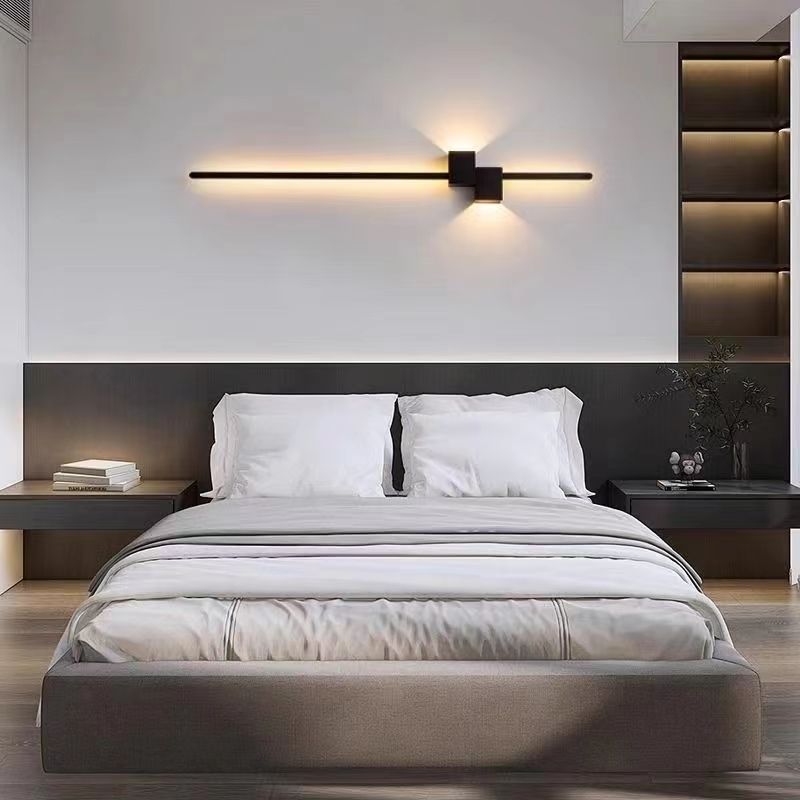 Nuevo lujo ligero lámpara de pared larga dormitorio principal sala de estar TV pared de fondo parrilla de cama lámpara escalera moderna y simple