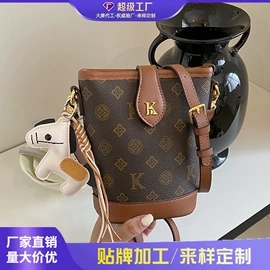 女士斜挎包;女士单肩包;女士双肩包