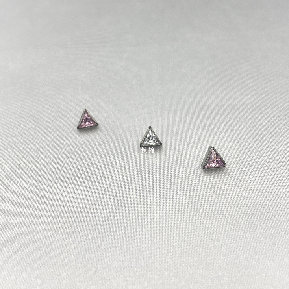 Titanium Brocade Piercing F136 Titanium Alloy Geometric Triangular Bezel Pink White Diamond Earrings Lip Nails 16G Ear Bone Nails Wholesale