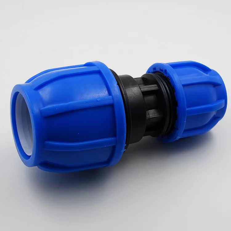 Fábrica al por mayor tapa azul conector rápido igual diámetro reductor tee accesorios de tubería igual codo enchufe válvula de bola accesorios de tubería