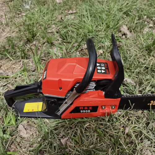 Wholesale factory high-power chainsaw, portable tree cutting wood cutting chain saw for gasoline tree felling chainsaw