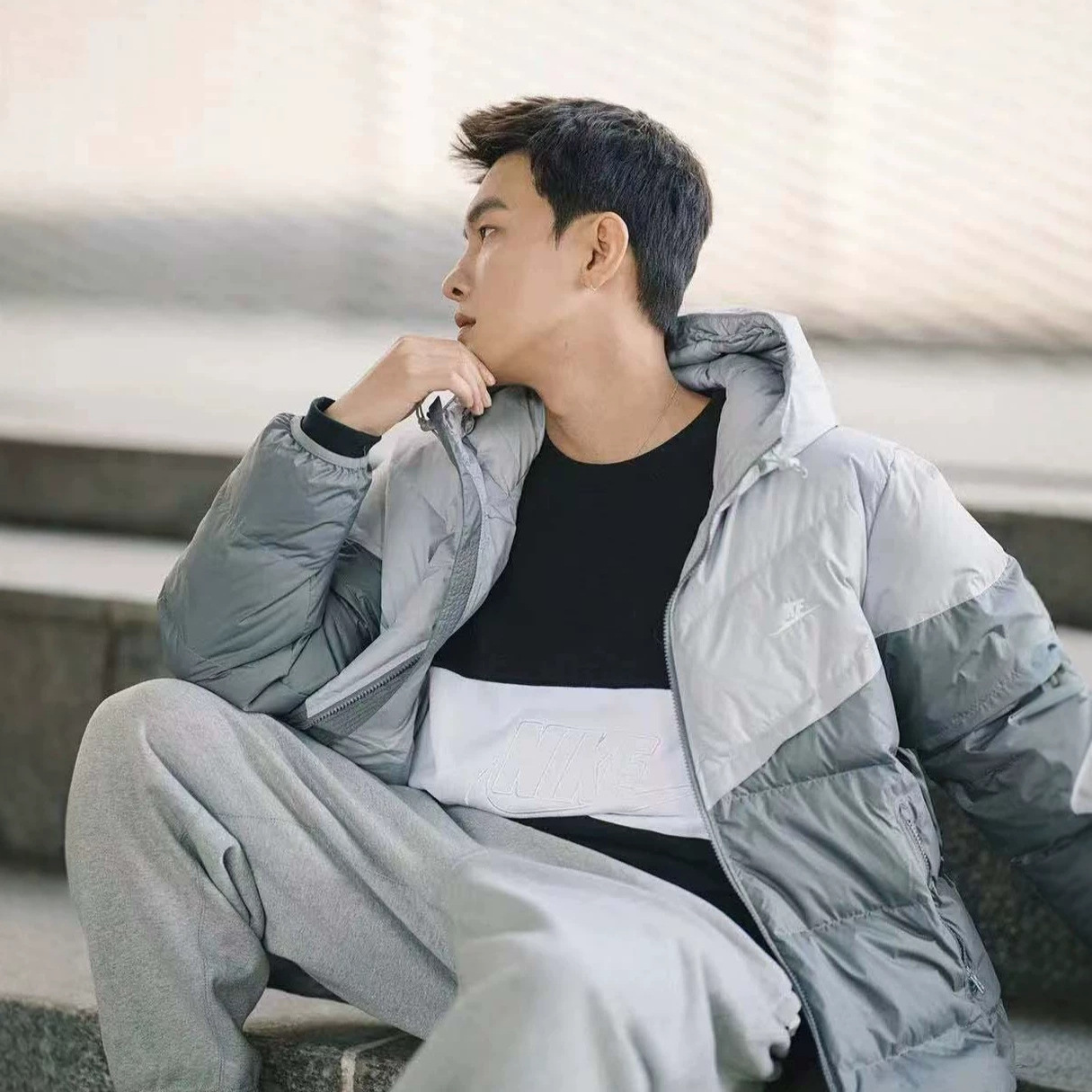 Cross-border trade men's and women's winter warm clothing, fashionable casual color-blocked trendy loose hooded sweatshirt, thick style