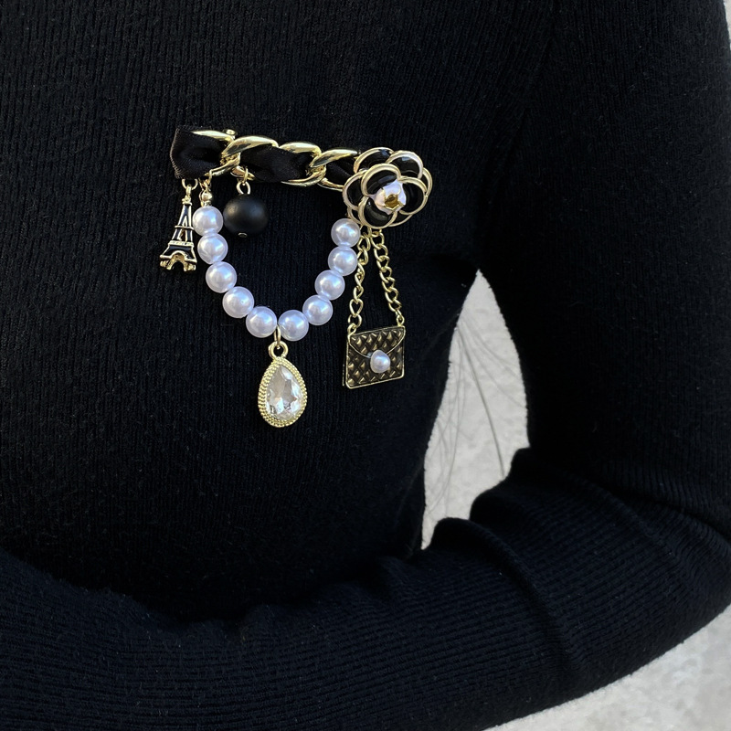 Vintage Metallbrosche Mit Kamelie Und Perlenkette Für Damen_voghion.com