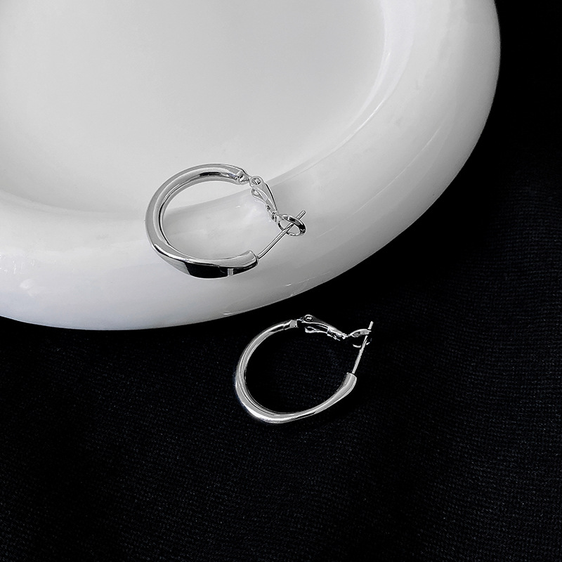 18 # 실버 바늘-실버