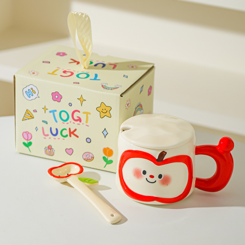 Regalos de cumpleaños creativos lindos tazas de agua de manzana de alto valor facial taza de cerámica con cubierta cuchara práctica acompañante caja de regalo