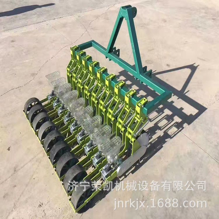 牵引式多行加装旋耕机蔬菜小颗粒播种机 垄上中药桔梗蔬菜播种机