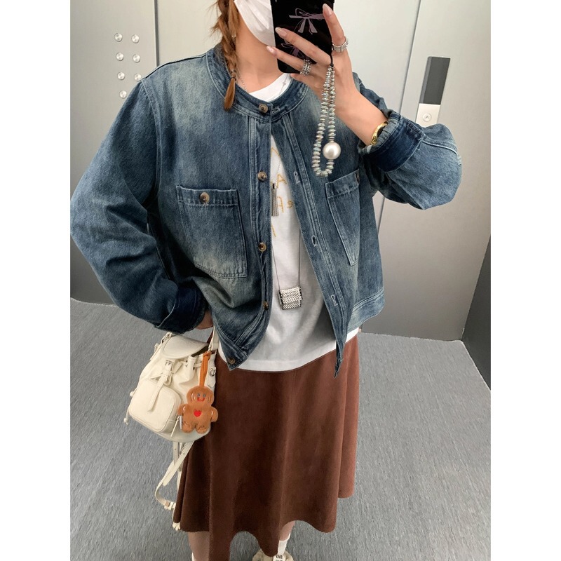 Moreover, the new autumn vintage distressed round-neck design loose casual denim jacket MQ1626