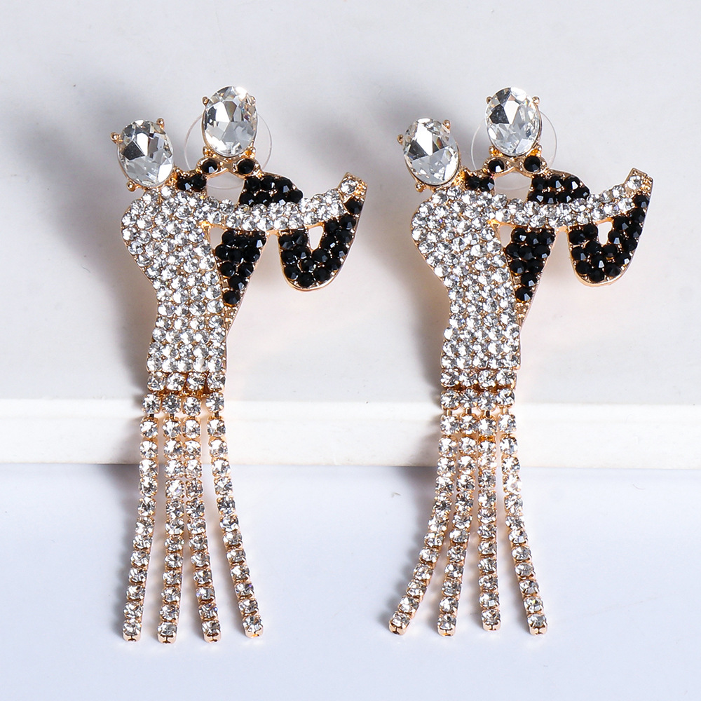 Wholesale Jewelry Couple Drancing Full Of Diamonds Drop Earrings Nihaojewelry display picture 5