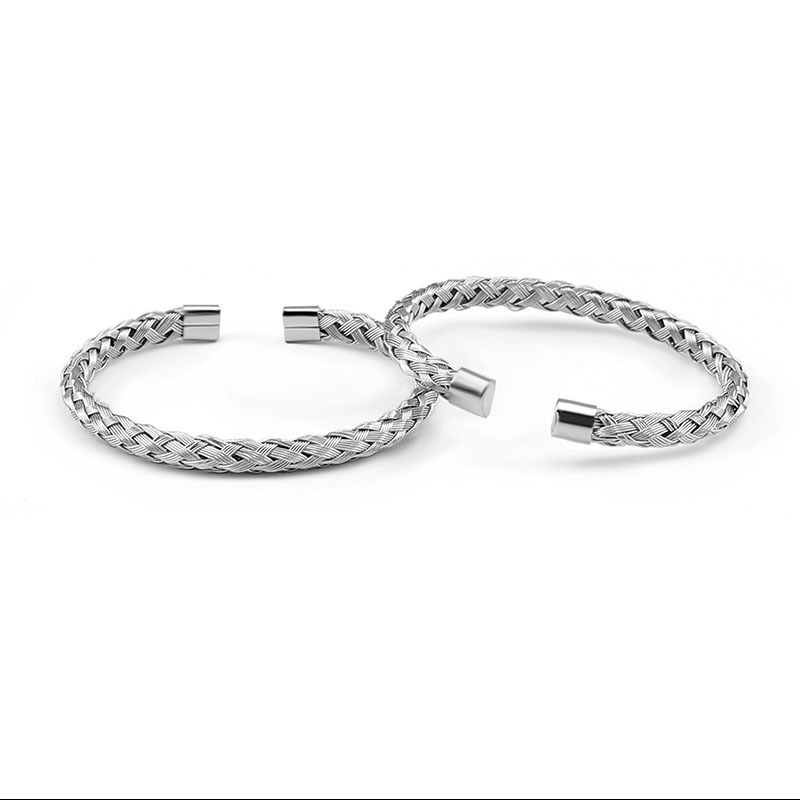 Simple Style Solid Color Titanium Steel Plating Men's Bangle Men Cuff & Bangle display picture 3