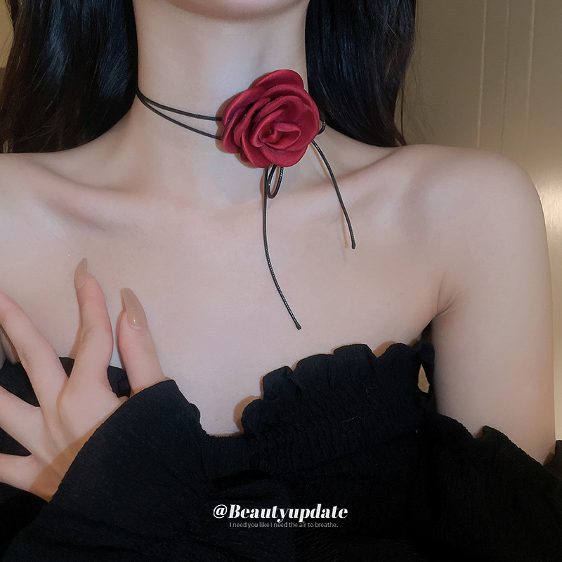 Tela hecha a mano collar de Rosa artificial diseño personalizado temperamento clavícula cadena cercanías collar de moda de alto grado