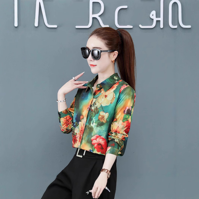 New Spring and Autumn Style Women's Loose Casual Long-Sleeve Shirt with Print, Slimming Effect, Versatile Base Shirt for Moms