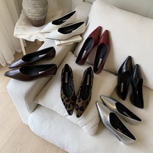 ~ ��ЬŮ2025���¿�ٴ���^һ�ֿێ��ָ���ɫ������СƤ