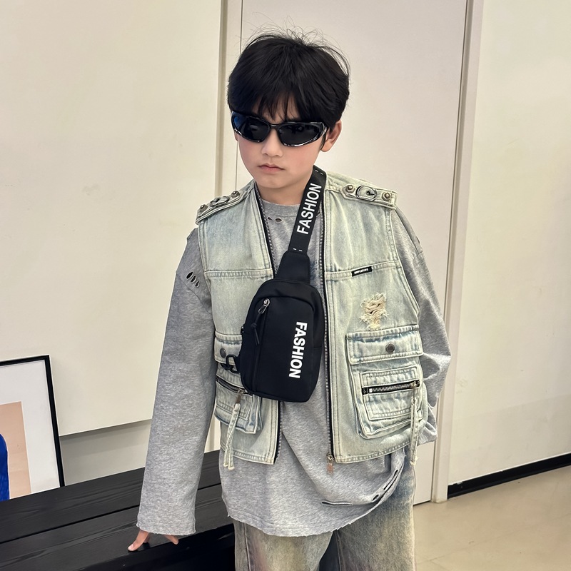Bolso de pecho para niños y niñas de moda coreana, letras de estilo occidental, bolso de mensajero para niños deportivos de ocio 2025 nuevo bolso para niños