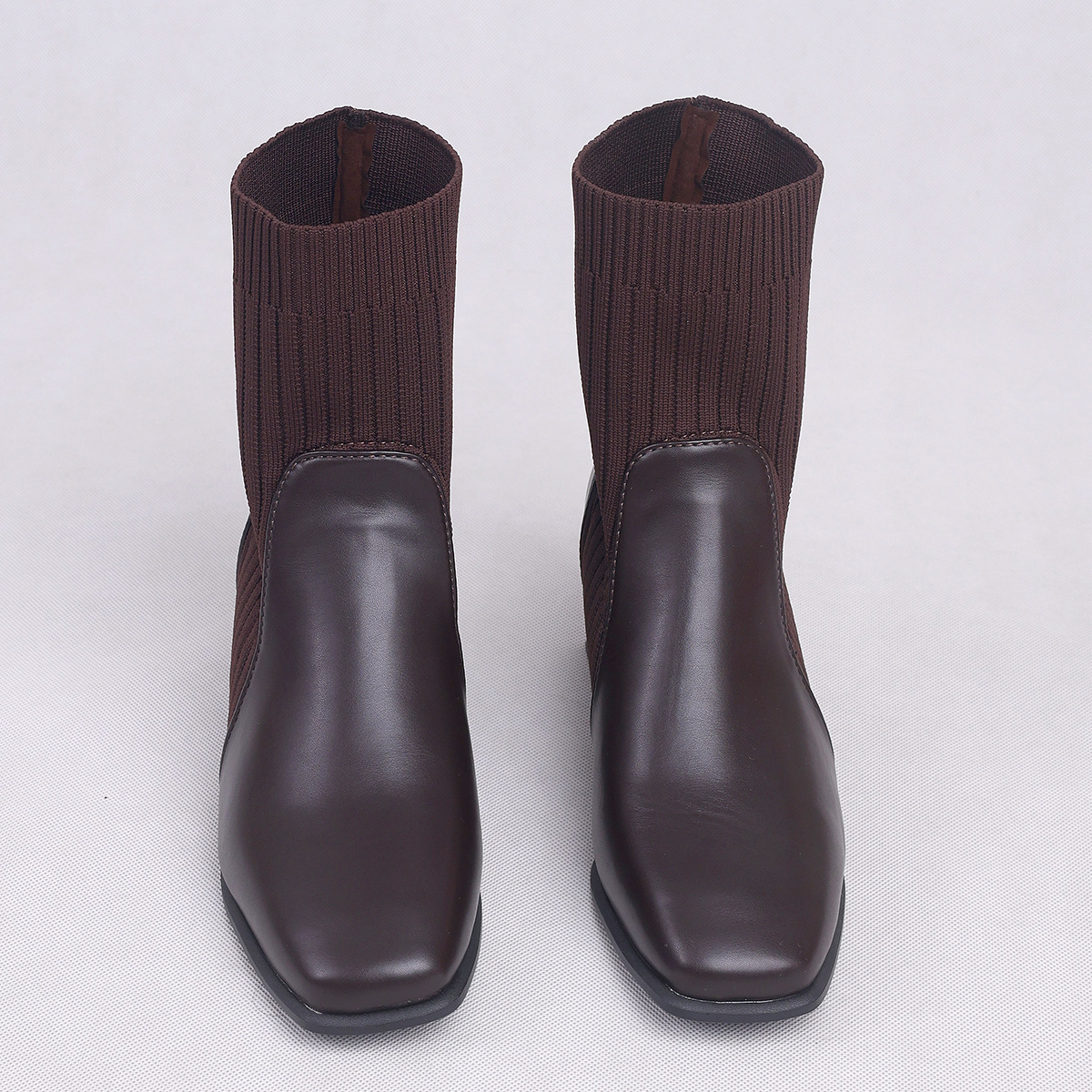 크로스보더 대형 마틴 부츠 가을 겨울 신상 두꺼운 미드 힐 스퀘어 토 숏부츠 여성 니트 슬림 양말 부츠 스트레치 싱글 부츠