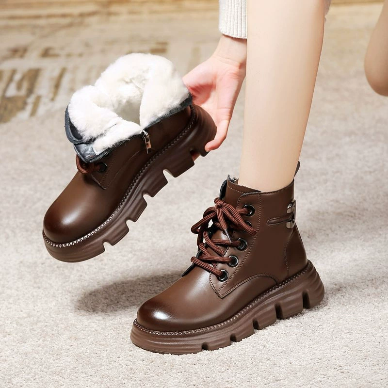 Ankle boots (Martens) platform, shearling‑lined, warm, brown/black, sizes 35–40