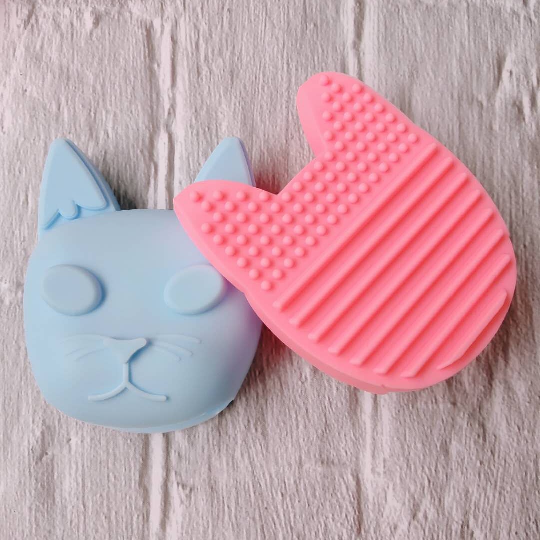 Silicone Makeup Brush Cleaning Egg Image 4