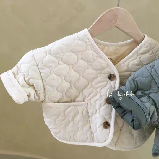 Ropa de algodón acolchado para bebés Ropa de otoño e invierno para bebés Estilo coreano Ropa de algodón acolchado para bebés Abrigo de algodón acolchado para niños Top de manga larga