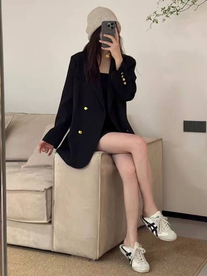 Áo vest nữ màu đen dáng rộng cổ vest một hàng cúc tay dài — màu đen chi tiết 12